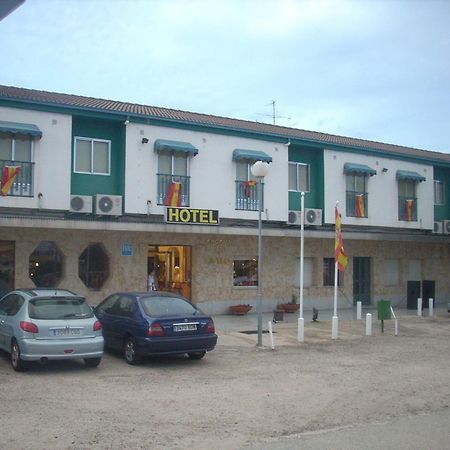 Hotel Corona De Castilla Villares de la Reina Εξωτερικό φωτογραφία