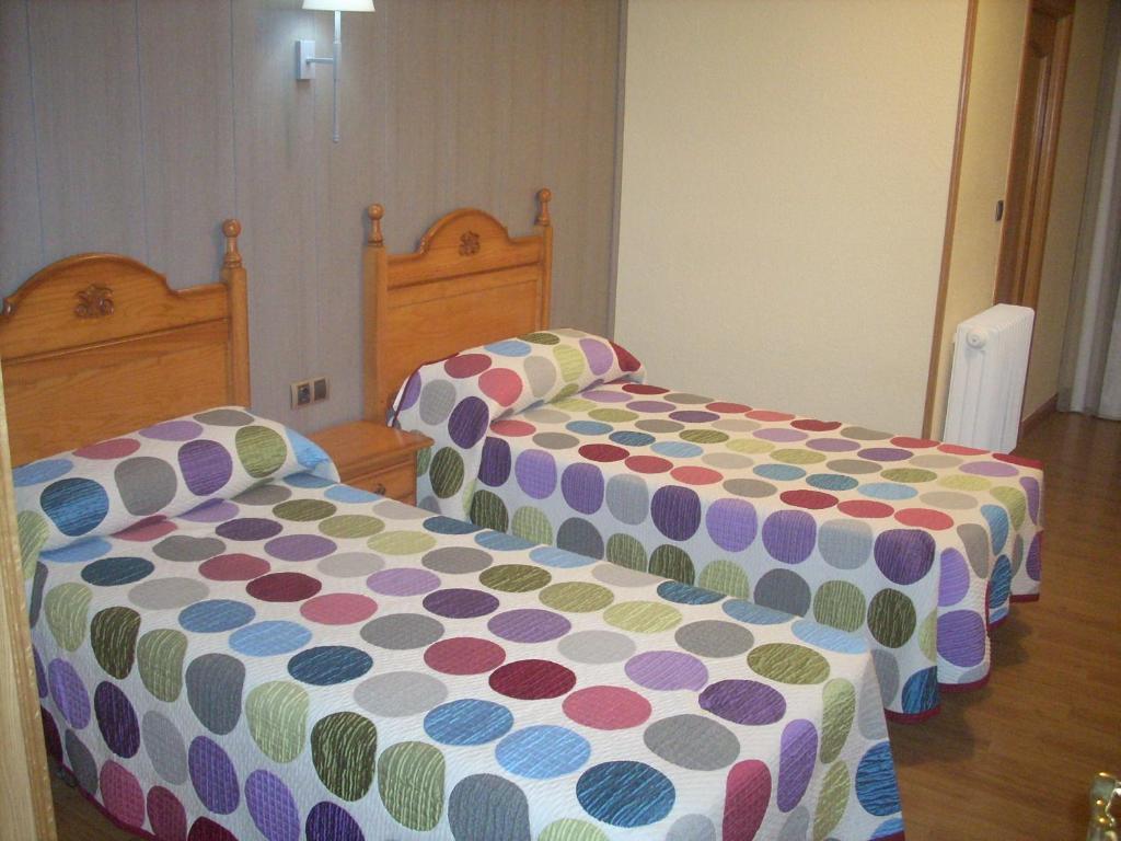 Hotel Corona De Castilla Villares de la Reina Εξωτερικό φωτογραφία